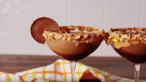 Reese’s Infused Vodka Recipe | DIY Joy Projects and Crafts Ideas