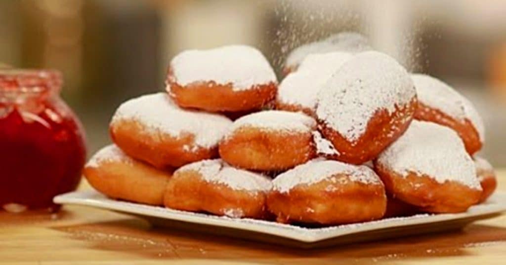 How to make Beignet Doughnuts For Mardi Gras