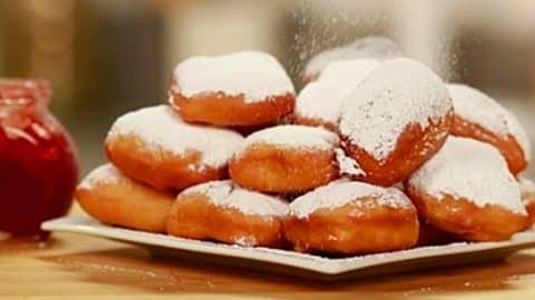 How To Make Homemade Beignets | DIY Joy Projects and Crafts Ideas