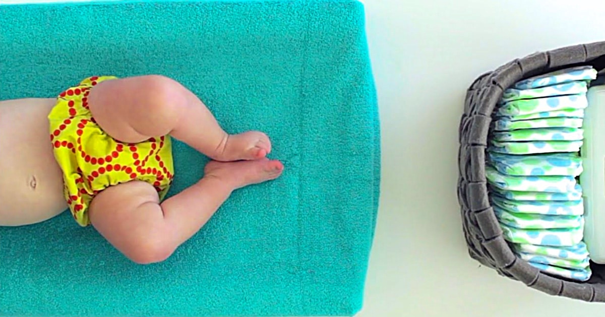 How To Make A Changing Pad Cover From A Towel | DIY Joy Projects and Crafts Ideas