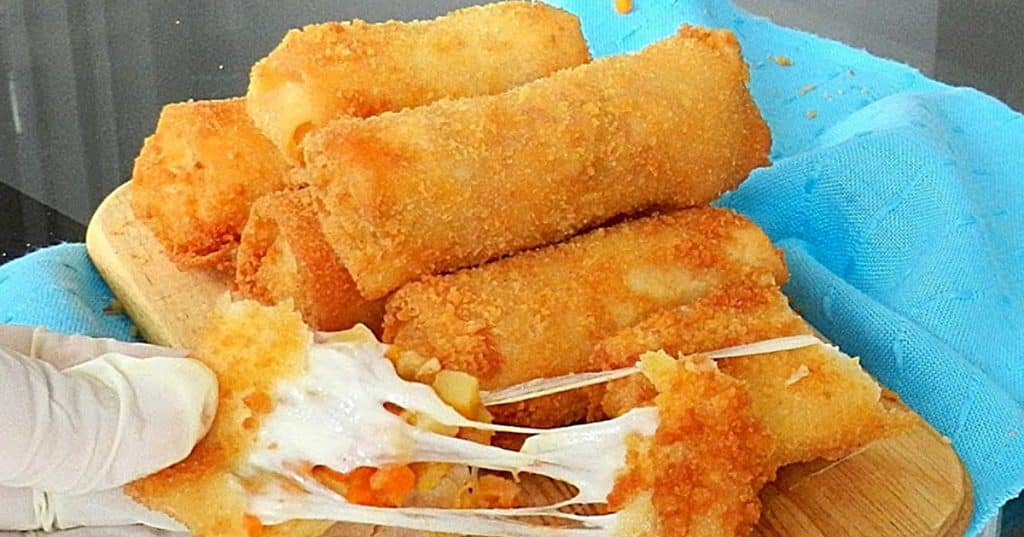 Make delicious easy cheap Crunchy Mozzarella Sticks