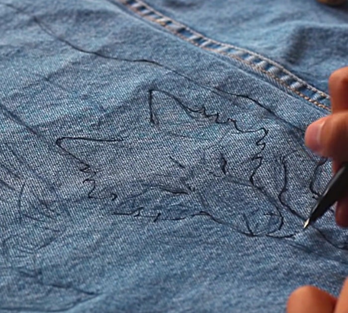 How to paint your own denim jacket in 6 steps