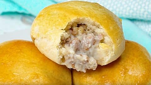Sausage And Gravy Stuffed Biscuit Recipe | DIY Joy Projects and Crafts Ideas
