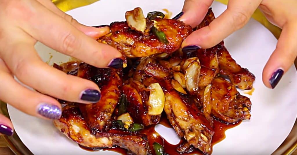 Make Sticky Garlic Chicken Wings