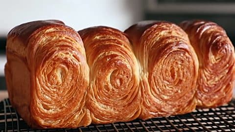 How To Make A Croissant Loaf | DIY Joy Projects and Crafts Ideas