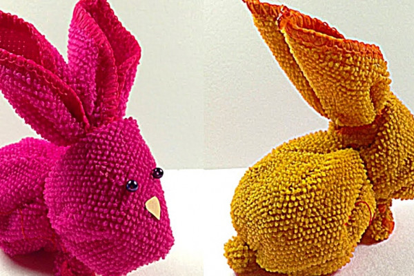 Make an adorable cheap easy Easter Bunny from a towel.