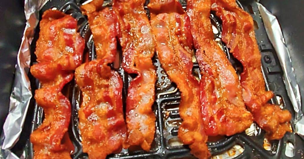 Make delicious easy air fryer bacon