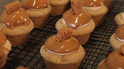 Biscoff Cookie Cups Recipe | DIY Joy Projects and Crafts Ideas