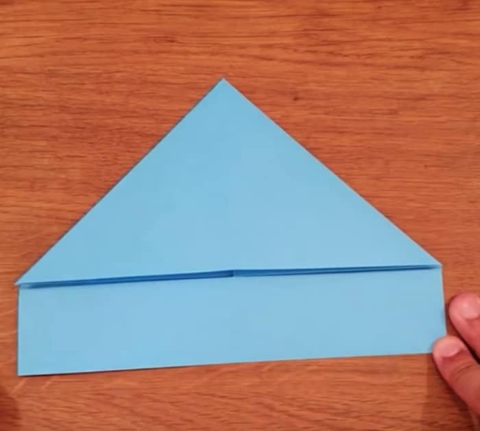 how to make cool paper airplanes that fly far step by step