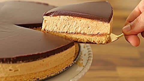 No-Bake Peanut Butter Cheesecake Recipe | DIY Joy Projects and Crafts Ideas