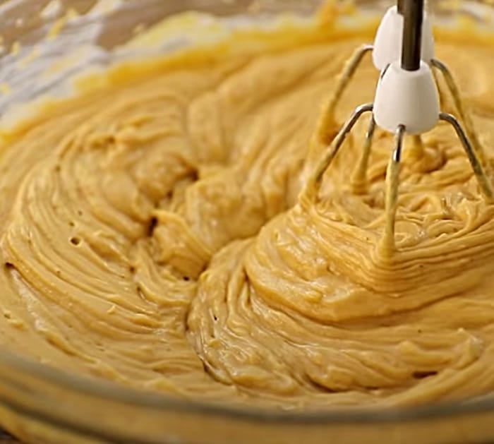How to Make A Peanut Butter Cheesecake - Easy No Bake Cheesecake Recipe