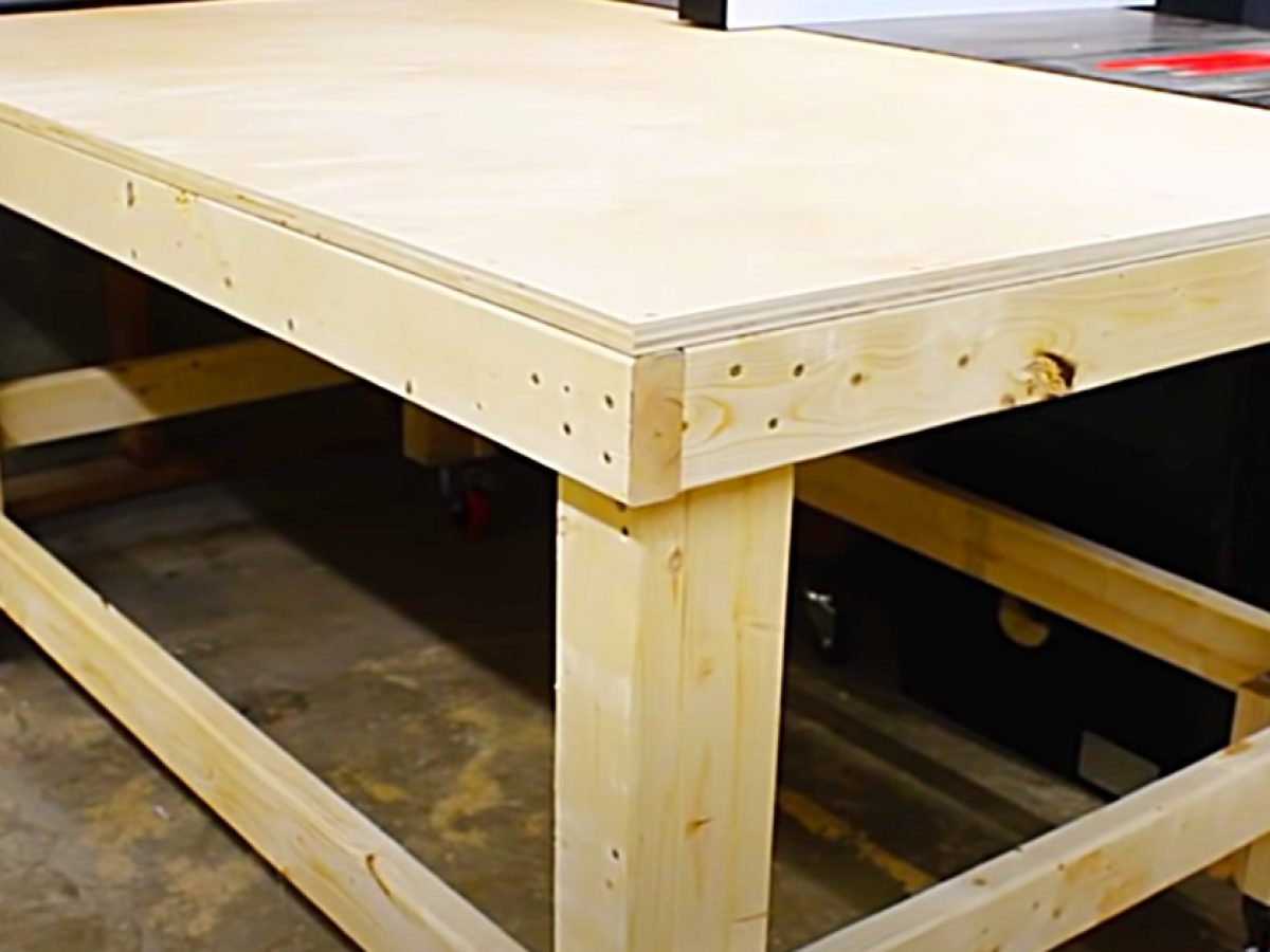 The 1-Hour Workbench / Outfeed Table // Woodworking DIY 