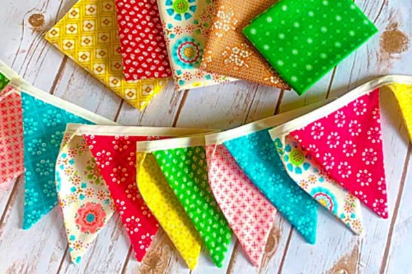 How to sew a bunting banner