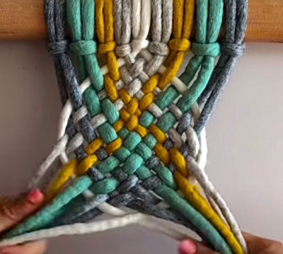 How To Make A Continuous Weave Macrame - DIY Joy