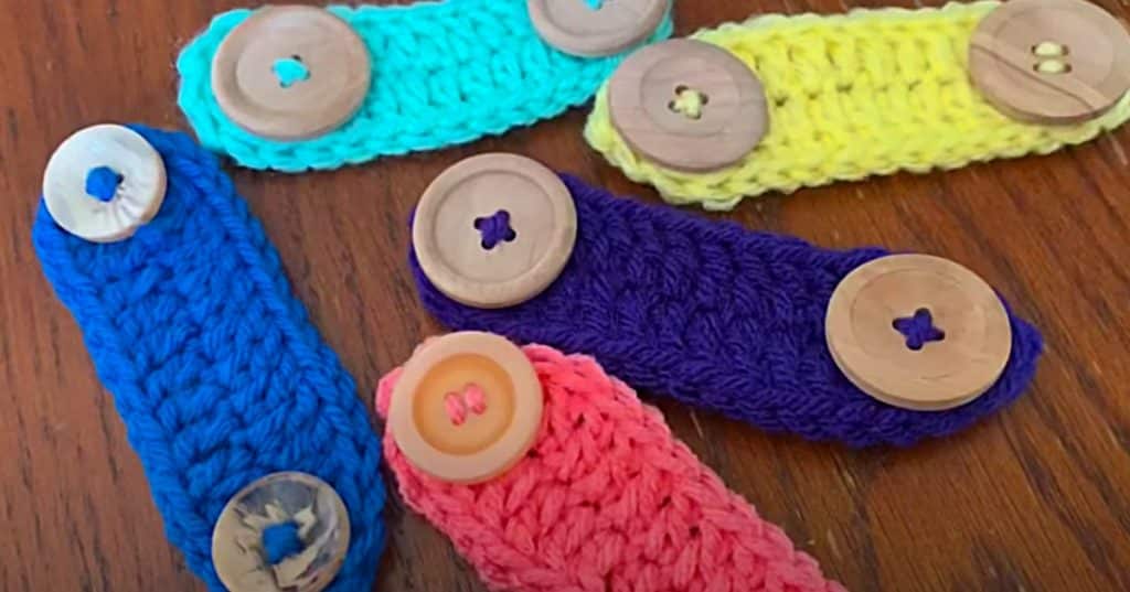 Make a crochet mask extender