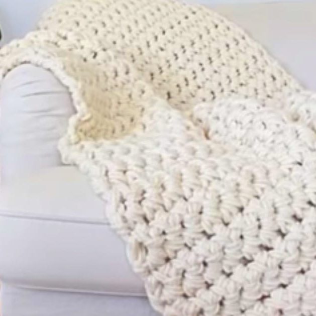 How To Finger Crochet A Blanket In An Hour
