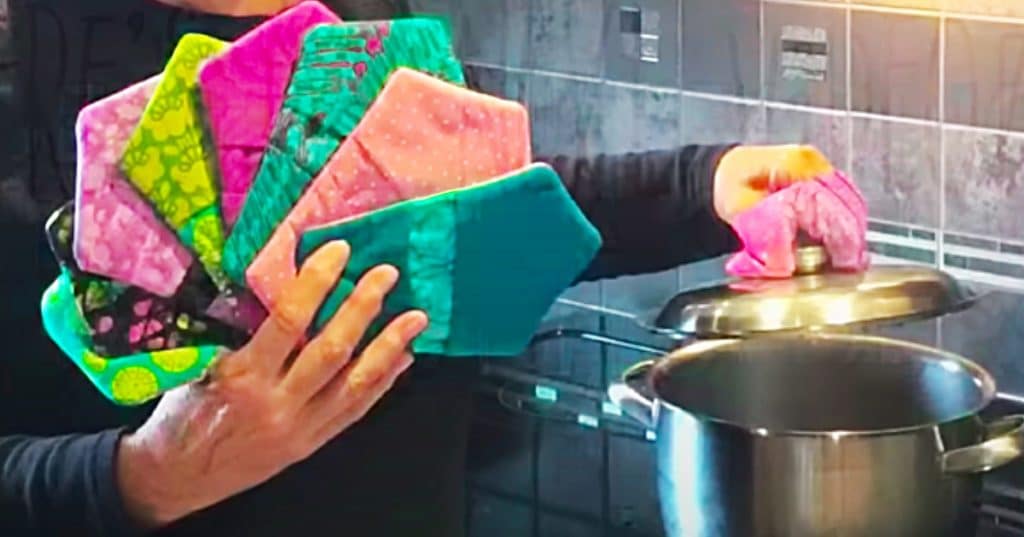 How to make finger thumb potholders with fabric scraps