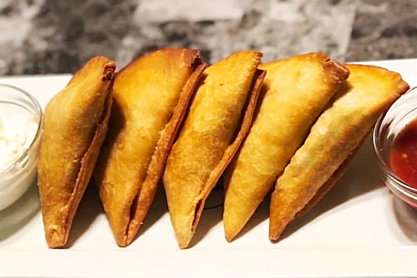 How to make stuffed taco deep fried samosas for taco Tuesday
