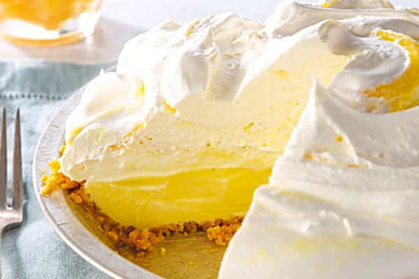 How to make a lemon icebox pie in 6 minutes