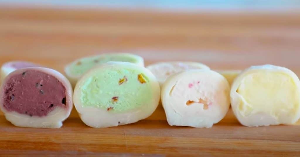 How to make mochi ice cream balls with rice flour wrapping