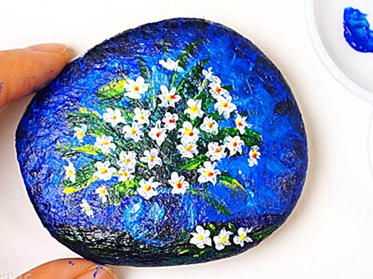 How To Paint Flowers On A Rock