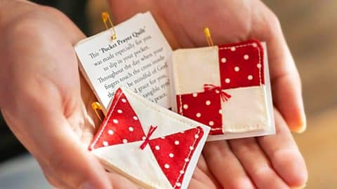 How To Make A Pocket Prayer Quilt | DIY Joy Projects and Crafts Ideas