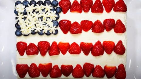 American Flag Cake Recipe | DIY Joy Projects and Crafts Ideas