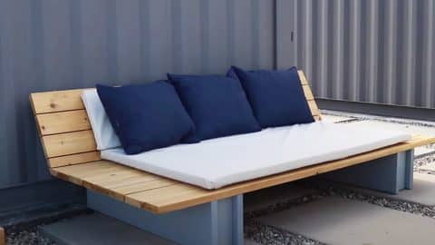 DIY Outdoor Lounge Sofa | DIY Joy Projects and Crafts Ideas