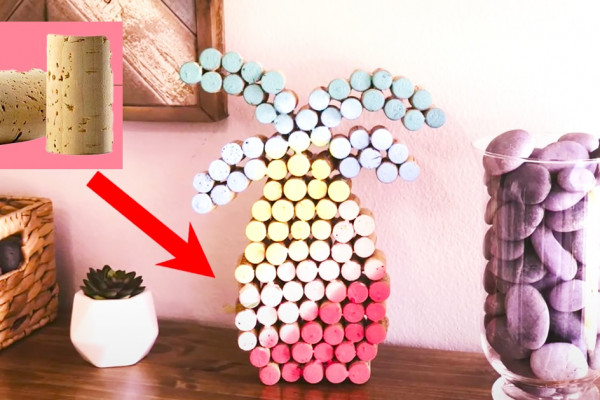 How To Recycle Old Wine Corks Into Art | DIY Crafts