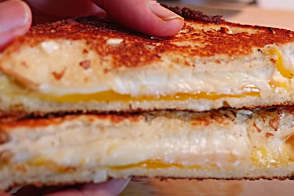 How To Make A Grilled Cheese Like Disney Toy Story Attraction