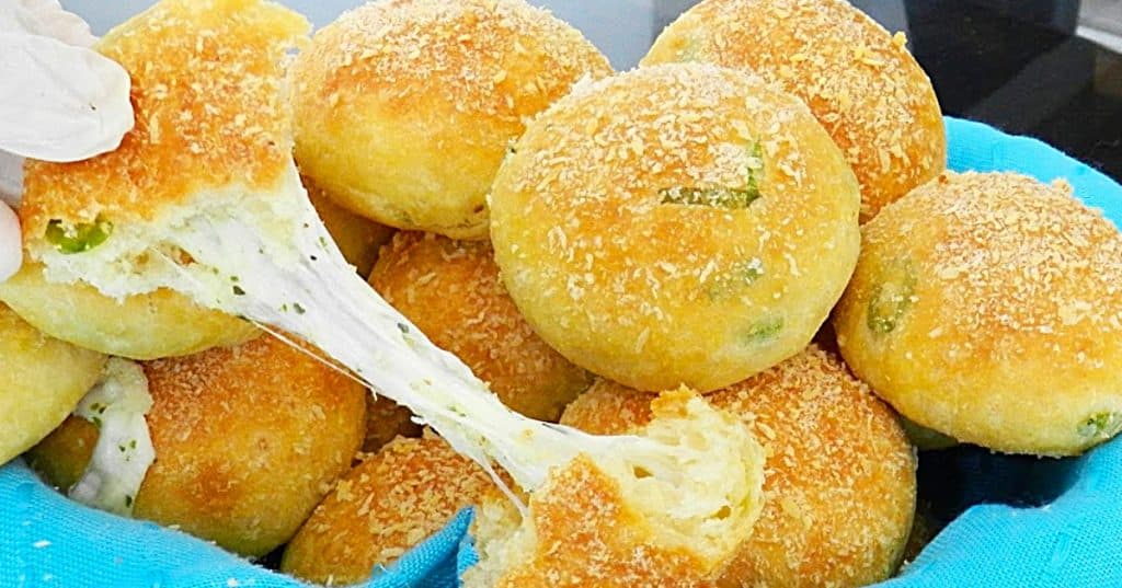 How To Make Garlic Cheese Balls From Scratch With Yeast