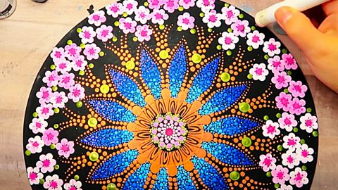 How To Make A Cherry Blossom Mandala Record | DIY Joy Projects and Crafts Ideas