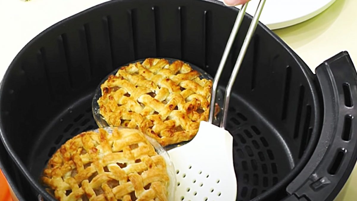 Air Fryer Fried Apple Pies With Paula Deen