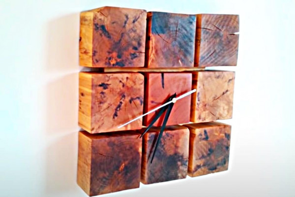 How to make a clock out of pallet wood blocks