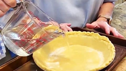 Paula Deen’s Depression Era Water Pie Recipe | DIY Joy Projects and Crafts Ideas