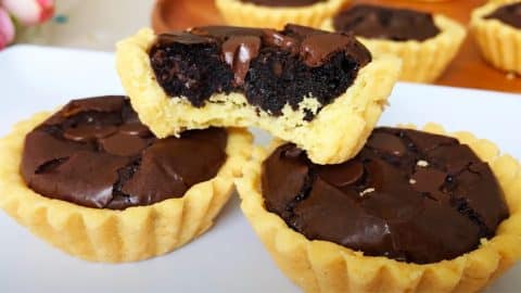 How To Make Pie Brownies | DIY Joy Projects and Crafts Ideas