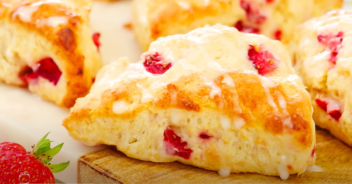 How To Make Strawberry Scones | DIY Joy Projects and Crafts Ideas