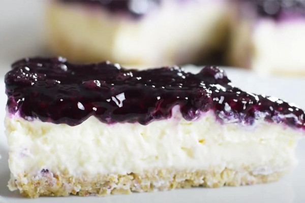 No-Bake Blueberry Cheesecake With Oatmeal Crust Recipe