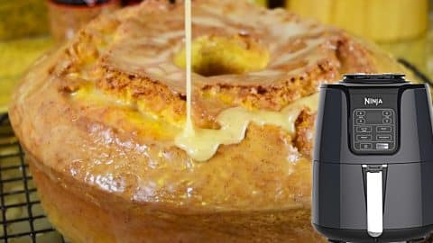 Air Fryer 7Up Cream Cheese Pound Cake | DIY Joy Projects and Crafts Ideas