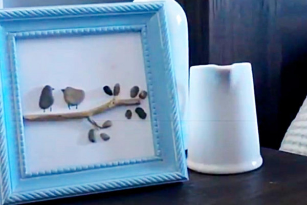 How To Make bird Art With Pebbles And Driftwood