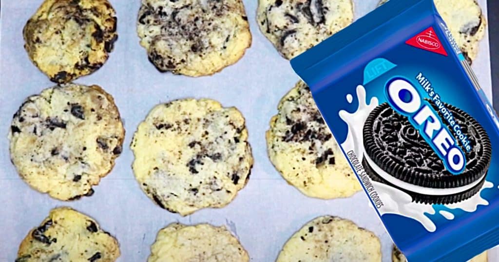 How To make Cookies And Cream Cheesecake Cookies