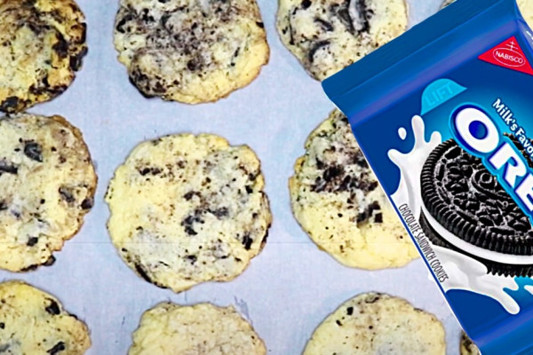 How To make Cookies And Cream Cheesecake Cookies