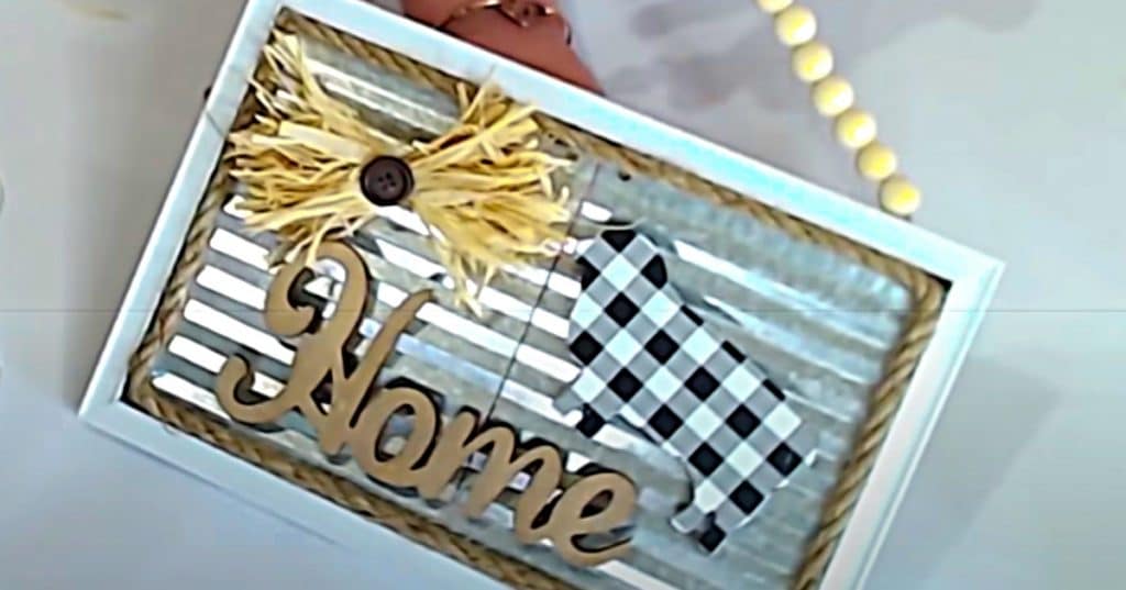How To Make A DIY Farmhouse Magnet Sign