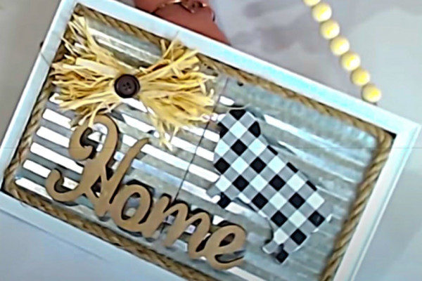 How To Make A DIY Farmhouse Magnet Sign