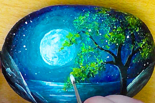 How To Paint A Sky Scene On A Rock