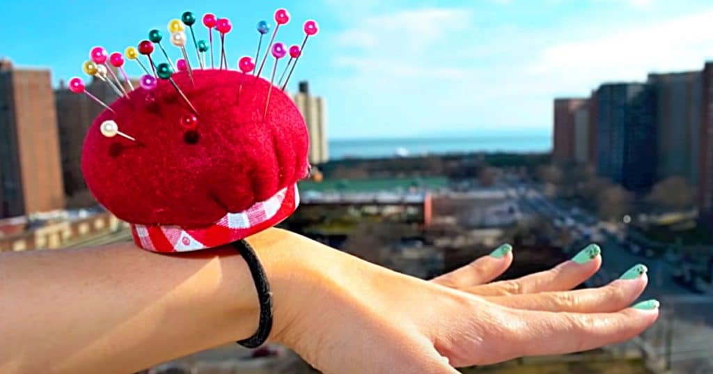 How To Make A Pincushion Bracelet
