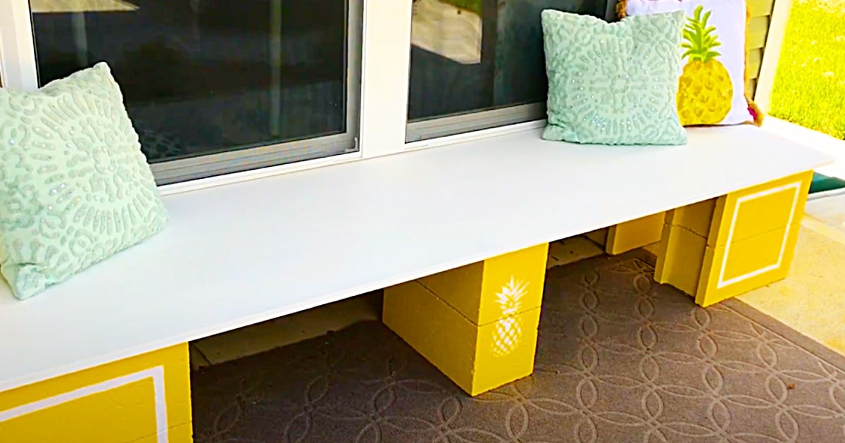 DIY Cinder Block Bench With Pineapple Accents | DIY Joy Projects and Crafts Ideas