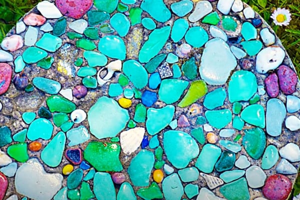 How To Make A Sea Glass Stepping Stone