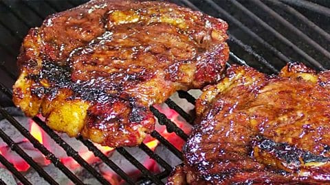 How to Make Grilled Sugar Steak | DIY Joy Projects and Crafts Ideas