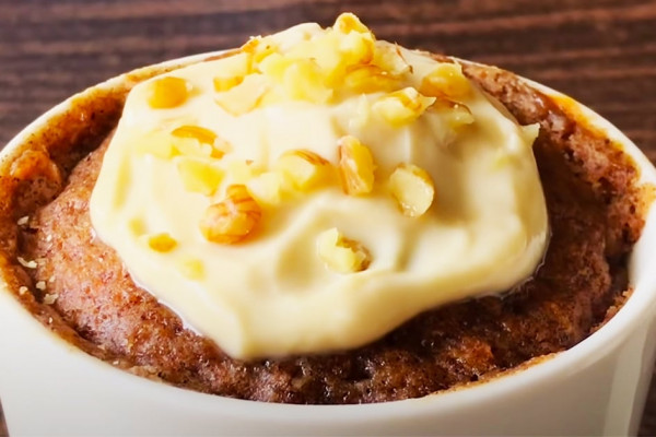 1-Minute Carrot Mug Cake Recipe - Easy Mug Recipes